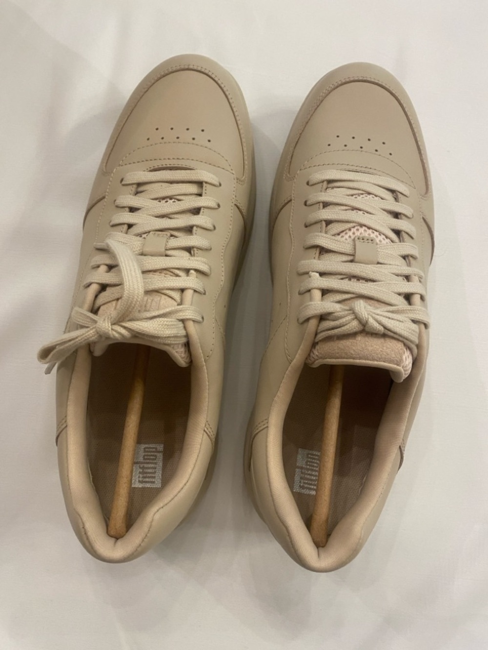 Fitflop Women’s Biege Tan Rally Evo Leather Sneaker New size 10 - Picture 8 of 10